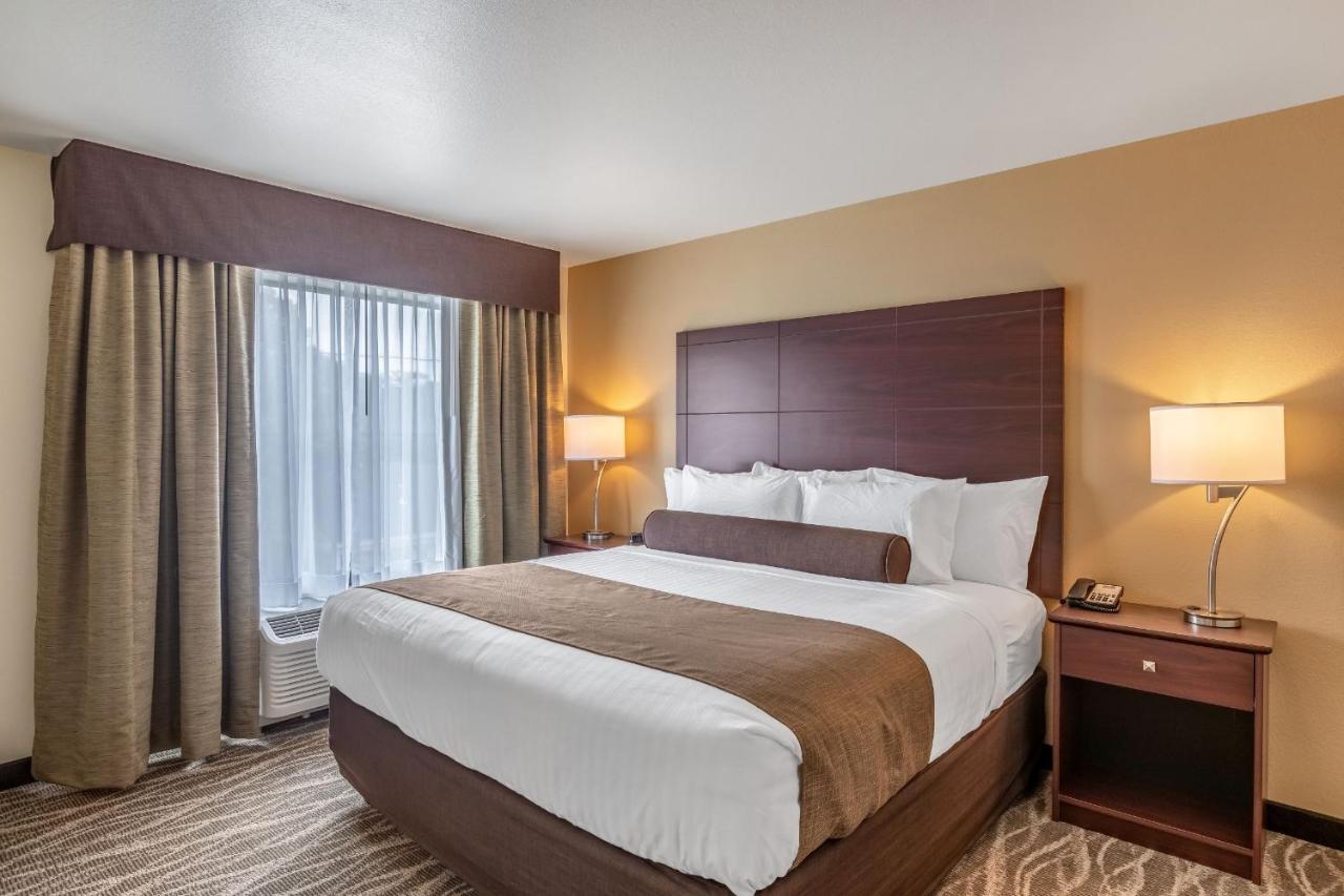 Cobblestone Hotel & Suites Hartford Exterior foto